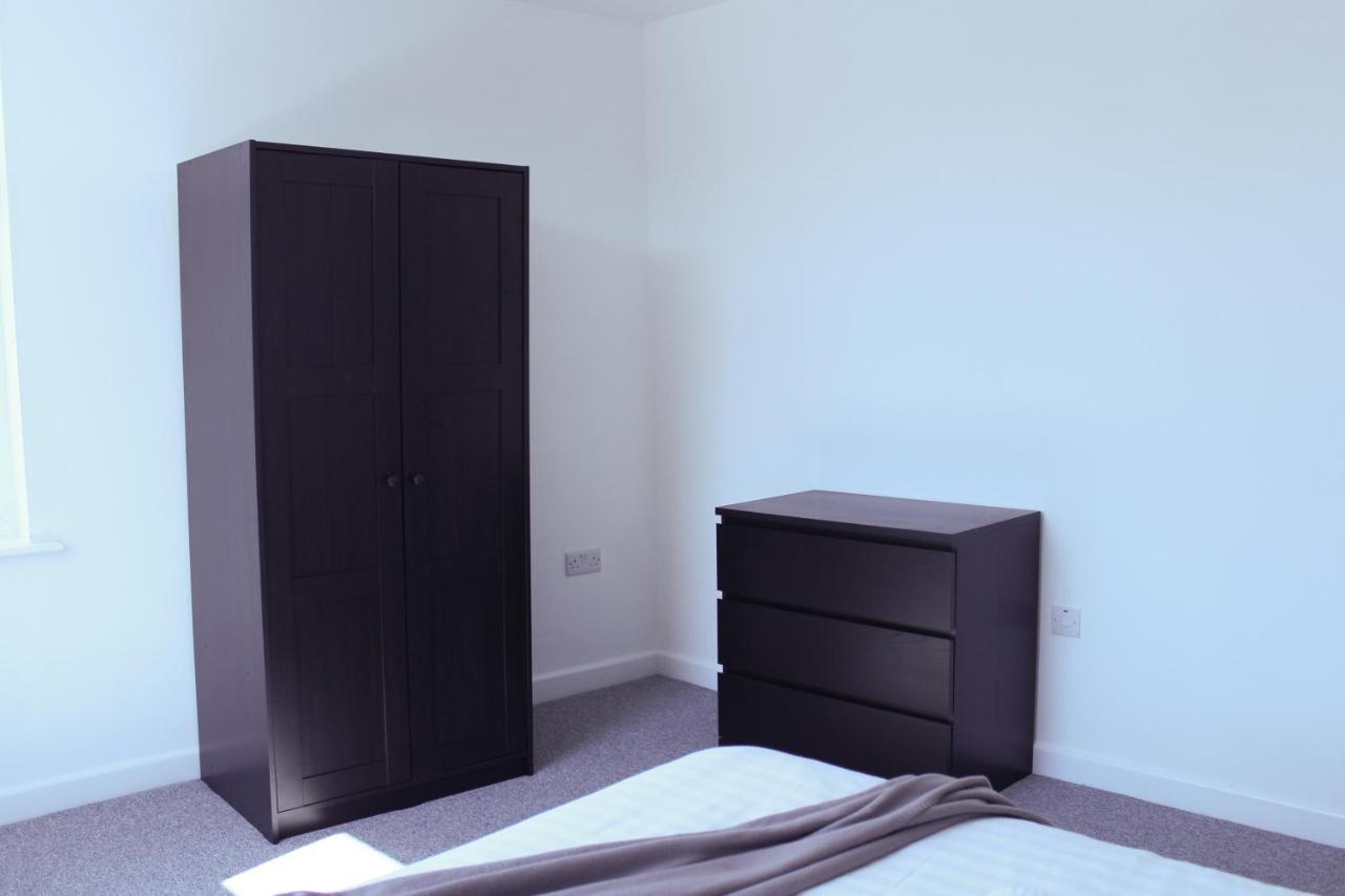 Spacious & Pet-Friendly 1Br Apt In Heywood Apartment ภายนอก รูปภาพ